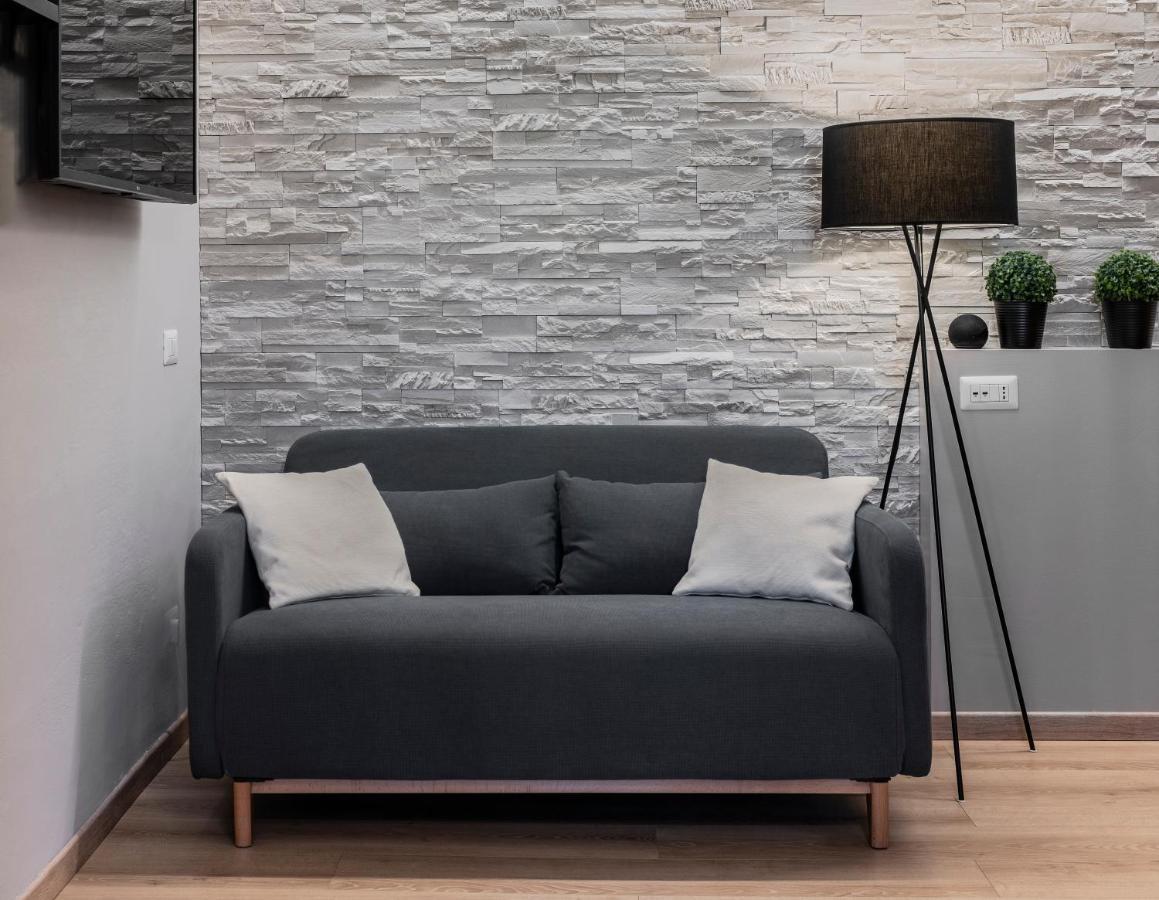 Super Modern And Design Apartment, A Due Passi Dai Navigli Milano Esterno foto