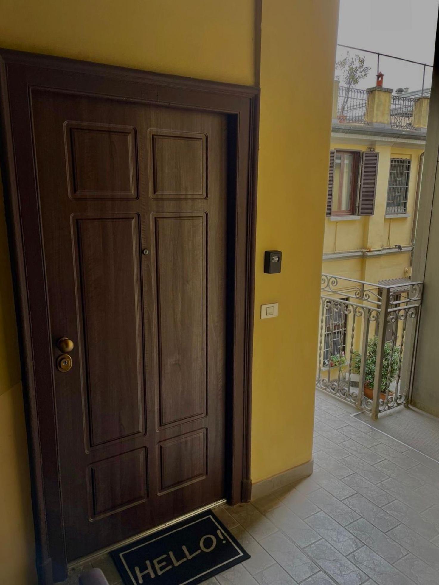 Super Modern And Design Apartment, A Due Passi Dai Navigli Milano Esterno foto